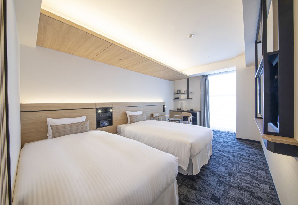 5. 호텔 케이한 교..