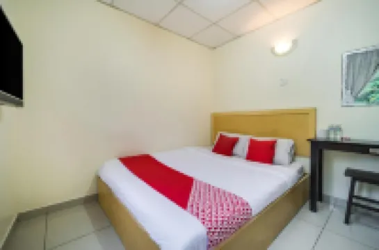 River Inn Hotel Hotels near Terminal Feri Butterworth