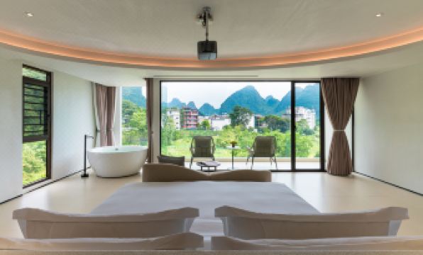 Guilin Yangshuo Couple Yuqing Luxury Homestay (Yulong River Scenic Area Jima Wharf Store)