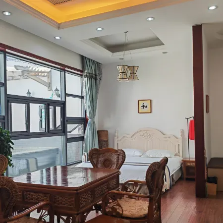 Bayuquan Xiongyue Wangyuhe Private Hot Spring Courtyard House
