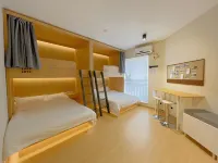 UTHHOME Youth Hostel (Chongqing Jiefangbei Hongyadong)