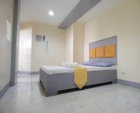 Rivoli Hotel Отели рядом с достопримечательностью «Bato Springs»