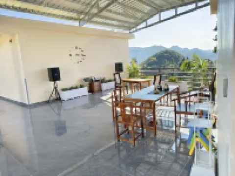 Bingjia Courtyard Homestay