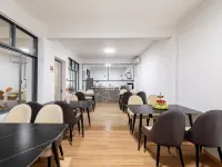 Beihaihai Resort (Silver Beach) Hotels in Beihai