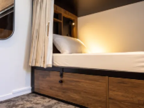 Haka House Queenstown Lakefront Hotels in Queenstown