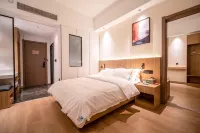 717 Business Hotel （High-speed Railway Station) - غرفة مطلة على الجبل