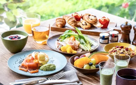 Grand Mercure Lake Hamana Resort & Spa Отели рядом с достопримечательностью «Hamanako Garden Park»