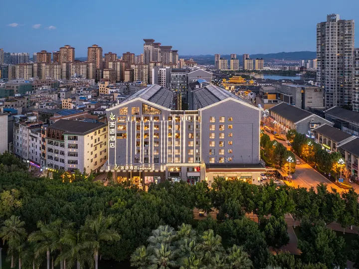 Mile Huquan Shuixiang Wenquan Eeril Hotel