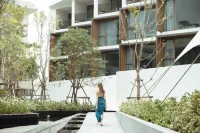 Verso Hua Hin - a Veranda Collection