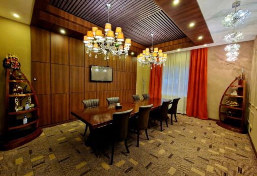 뉴 웨스트 호텔