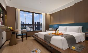 Yinji Hotel (Yuhuan Wuyue Plaza)