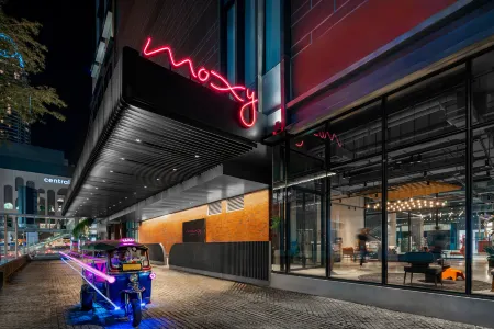Moxy Bangkok Ratchaprasong by Marriott