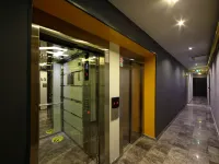 The Place Suites Atasehir Hotels near Umraniye