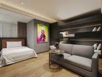 Yueta E-Sports Hotel (Nanning Huqiu Subway Station Branch)