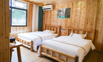 Hefeng Axiang Homestay (Ping Shan Gorge Scenic Area Store)
