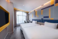 7Days Inn Hotel (Chongzuo Daxin Detian Square) Hotel dekat Yangli Zhoucheng
