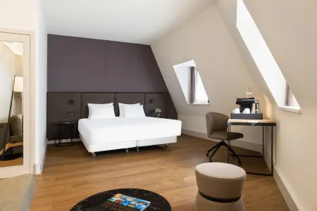 NH Carrefour de L Europe