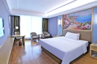 Vienna Hotel (Luchuan High-speed Railway Station) Hotels in Luchuan County