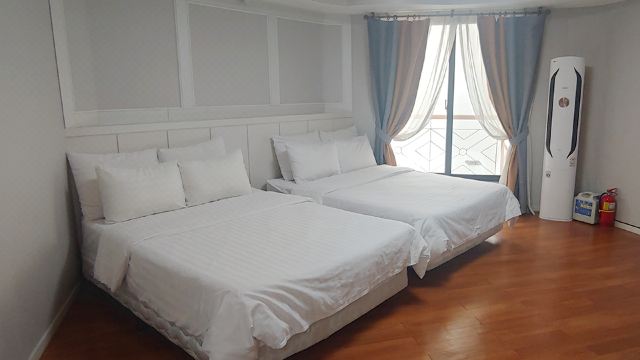 숙소 비교 분석 이미지