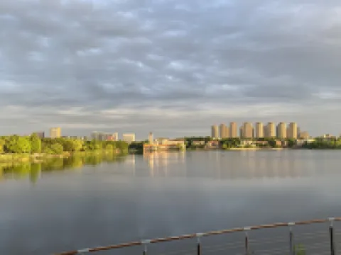 漢庭酒店（南京百家湖1912店） 鄰近江蘇省工藝美術館的酒店