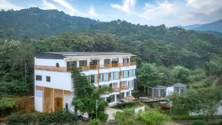 Guangzhou Yijianzhuang Отели рядом с достопримечательностью «Fengyunling Forest Park»