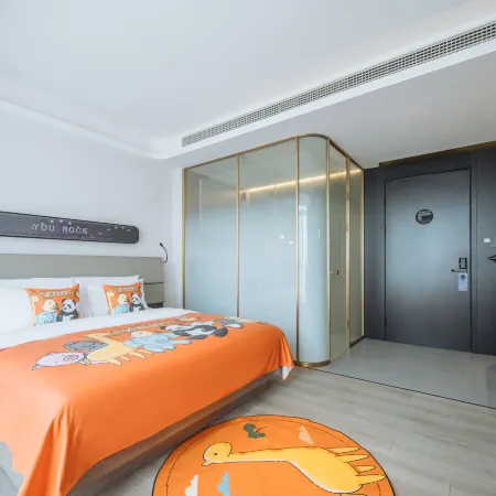 Atour Hotel Yangzhou East High Speed Railway Station