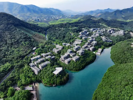 Manyuan · Mogan Mountain J. Lalli Valley Holiday Villa (Moganshan Yucun Scenic Area Branch) Отели рядом с достопримечательностью «Baiyun Mountain Pavilion»