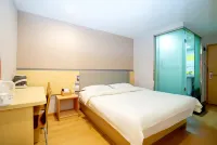 Strolling through the Cloud Hotel (Lihao Caizhi Plaza Branch) - 2 étoiles