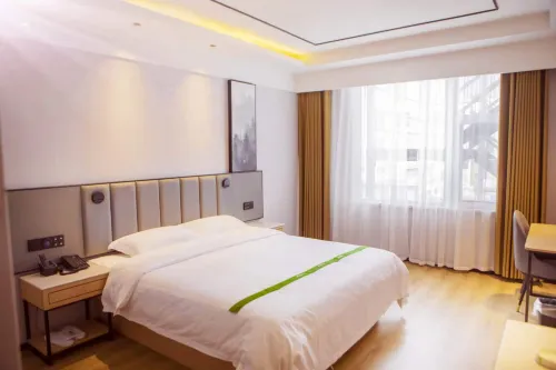 GreenTree Zhixuan Hotel (Juancheng Bus Terminal) - parking