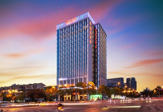 长沙岳麓美年华美达酒店外景图