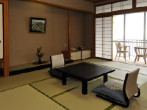 Gamagori Onsenkyo Mikawa Bay Hills Hotel โรงแรมในนิชิโอะ