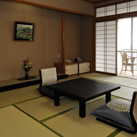 Gamagori Onsenkyo Mikawa Bay Hills Hotel