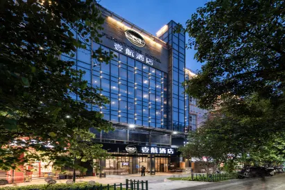 Flight-One Hotel (Shenzhen Airport)