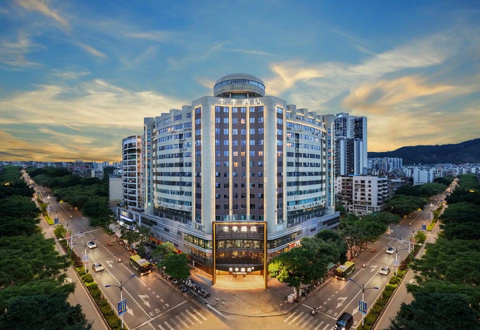 hotel overview picture