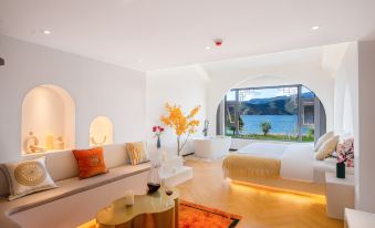 Lugu Lake Yinman · Lake View Star Sky Theme Resort