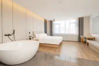 Hiberman Maritime Hotel (Taoxichuan Cultural & Creative Block · Sculpture Porcelain Factory Branch) - جاكوزي