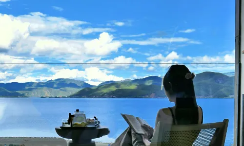 Lugu Lake Qingchen Sanshe Lakeside Hotel