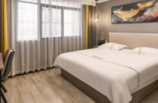 陌客輕居酒店（懷遠縣政府店）