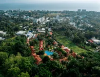 Daisy Resort