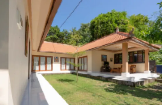 Calm Haven Villa with Amabela Garden Lovina Mitra RedDoorz Hotels in Bali