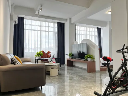 Ruili Youruiyunji High-end B&B HOTEL - Airport Shuttle