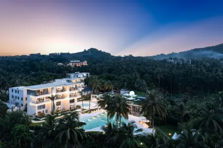 Blue Bird Guesthouse (Riyue Bay Food Court) Отели рядом с достопримечательностью «Xinglong Tropical Garden»