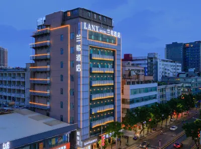 LAN X HOTEL Hotell i 
