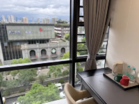 Banyan Family Hotel (Sanfang Qixiang Branch)