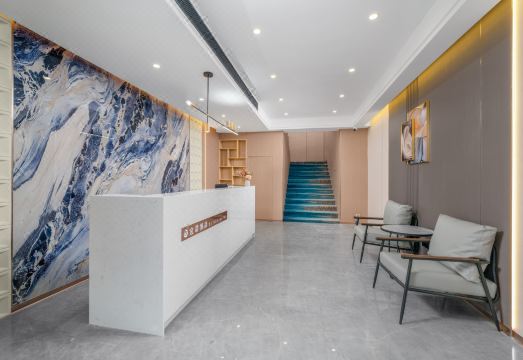 3. 이 누오 호텔..