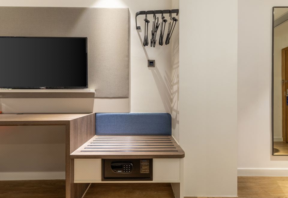 홀리데이 인 익스프레스 주자이거우 외관