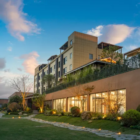 Miao Azu Hot Spring Resort