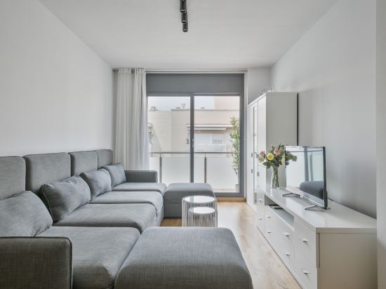 Apartment Pere IV