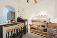 Xueyu Mountain Villa · Private Chalets · Single family townhouse hotel - Desayuno