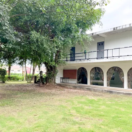 Grand Amazon Hotel